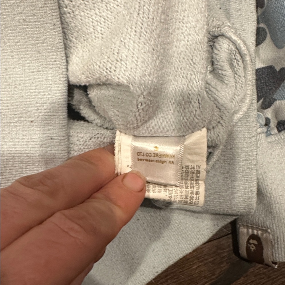 BAPE HOODIE - Picture 3 of 3
